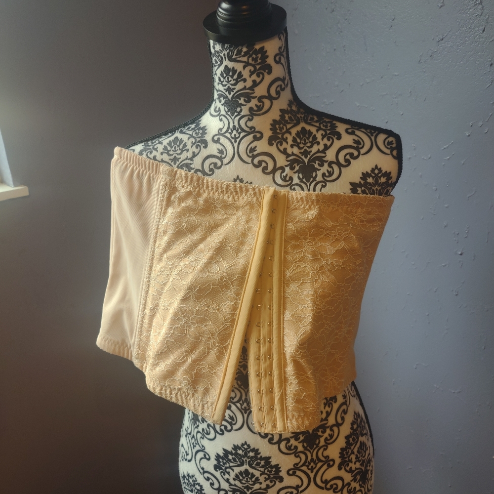 Beige Waist Trainer